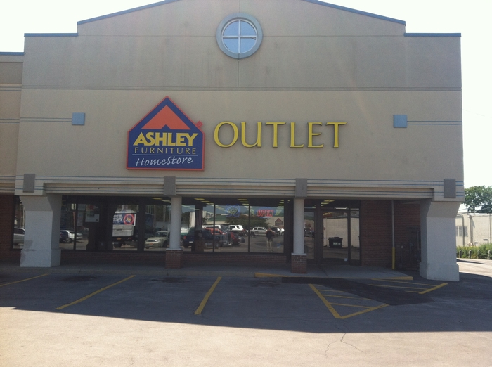 all about ashley furniture homestore outlet in batavia, new york
